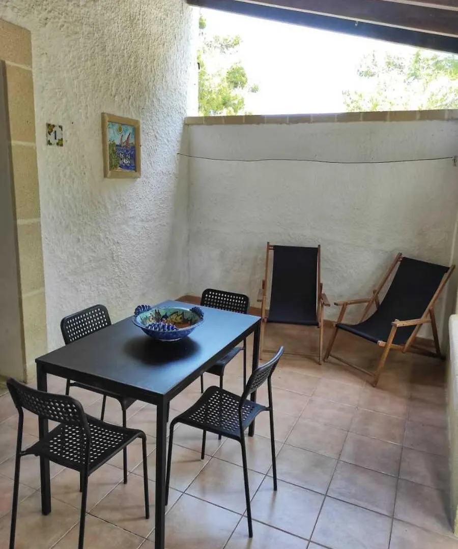 La Senia Di Giuseppe Apartman Favignana 0*,